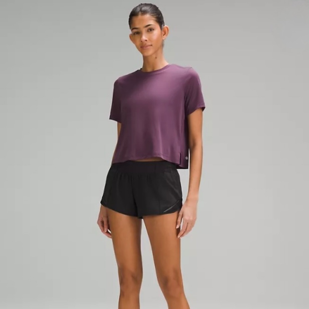 Lululemon Athletica Hotty Hot Short II Black Size 8